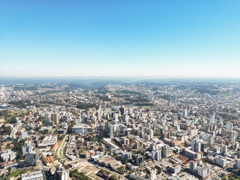 Vista aérea da cidade de Caxias do Sul em foto de arquivo de 2025